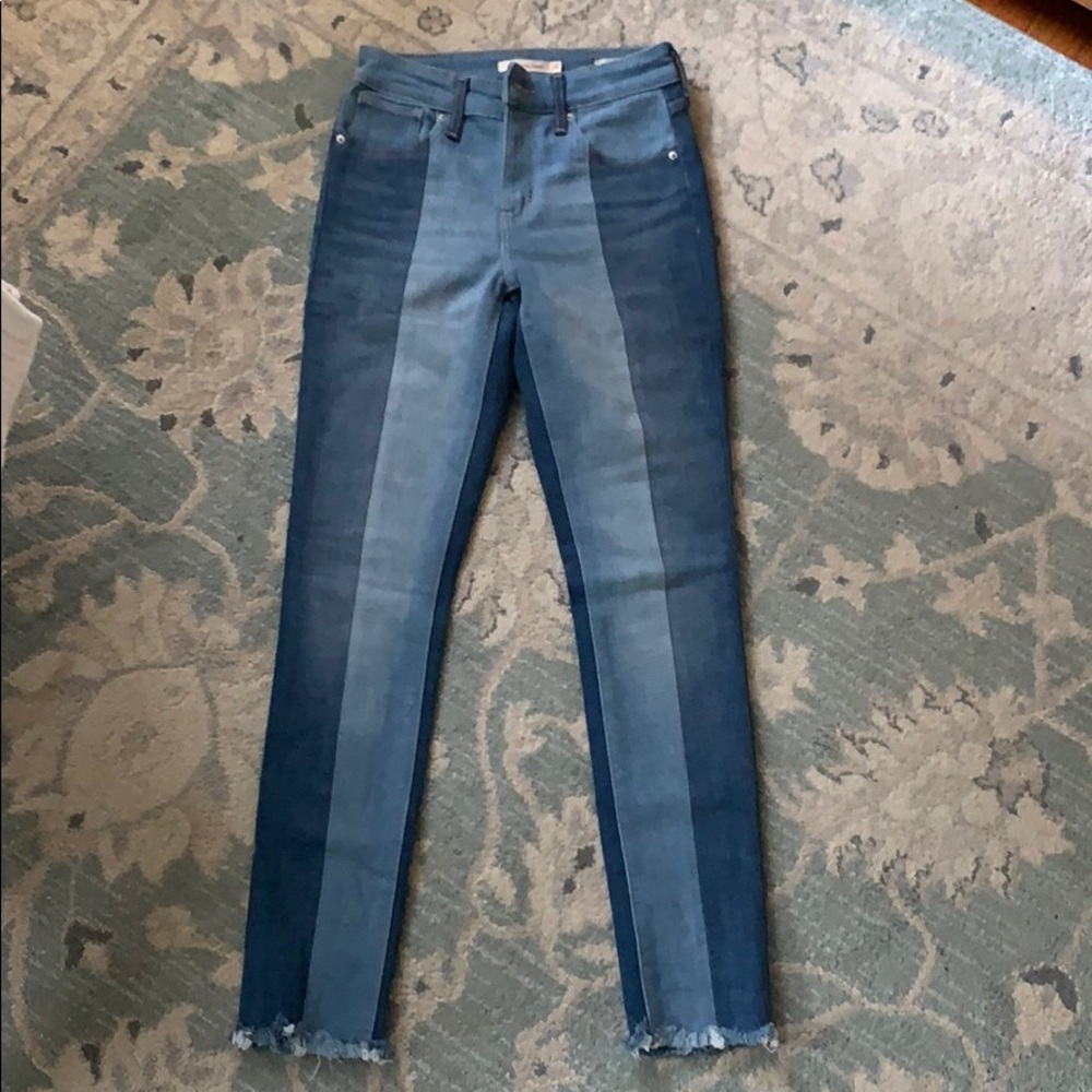 Levi’s 2 toned high rise skinny
